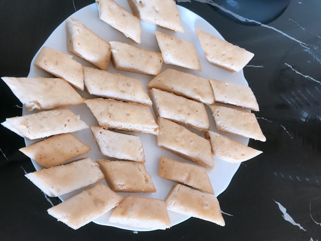 马拉糕，软糯弹韧，香甜细腻，和一般发糕不一样