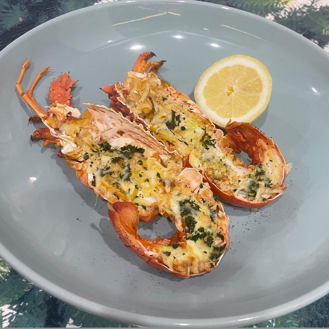 蒜蓉芝士焗龙虾