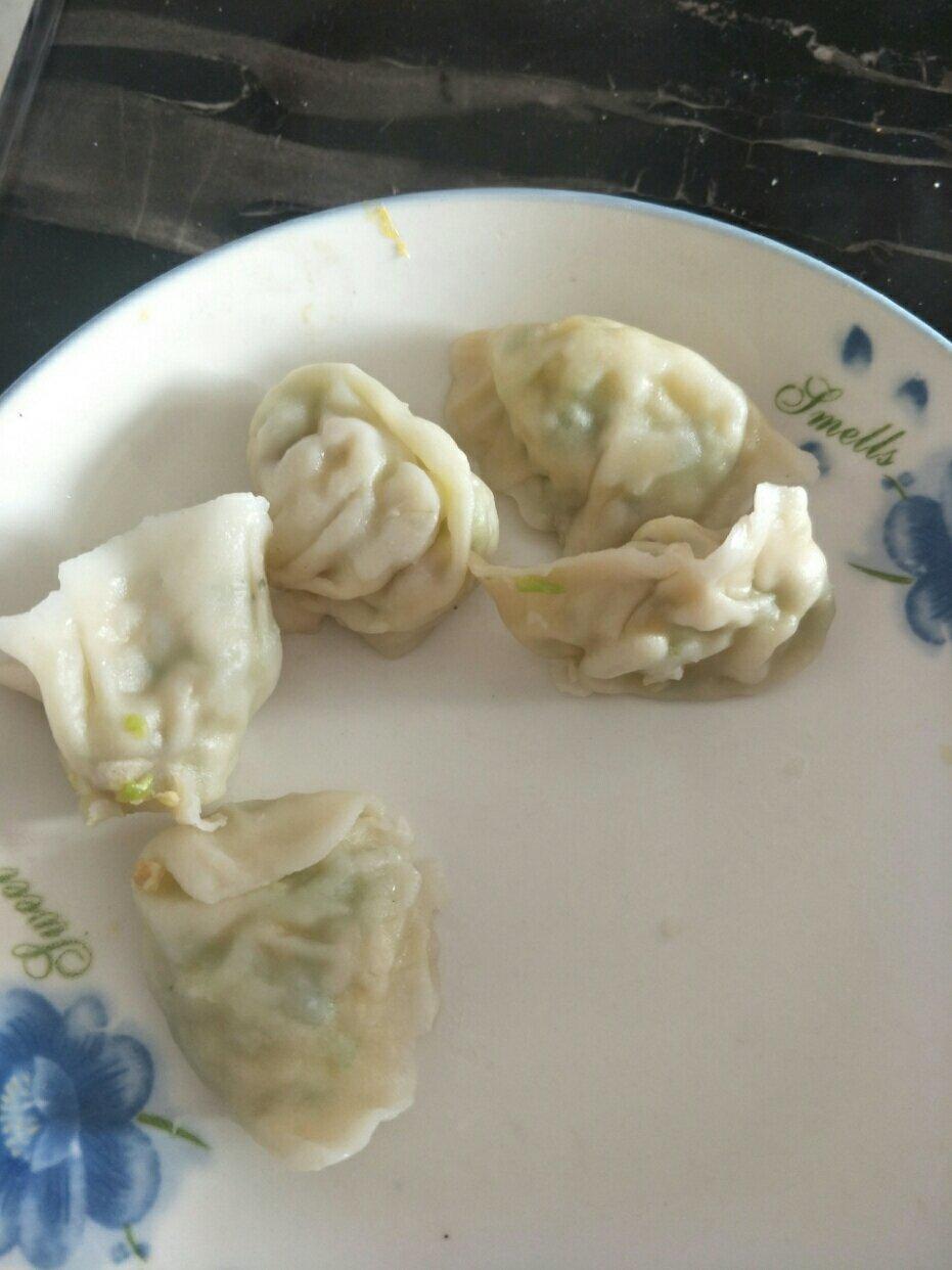 西葫芦鸡蛋虾皮饺子