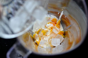 芒果酸奶冰饮的做法 步骤6