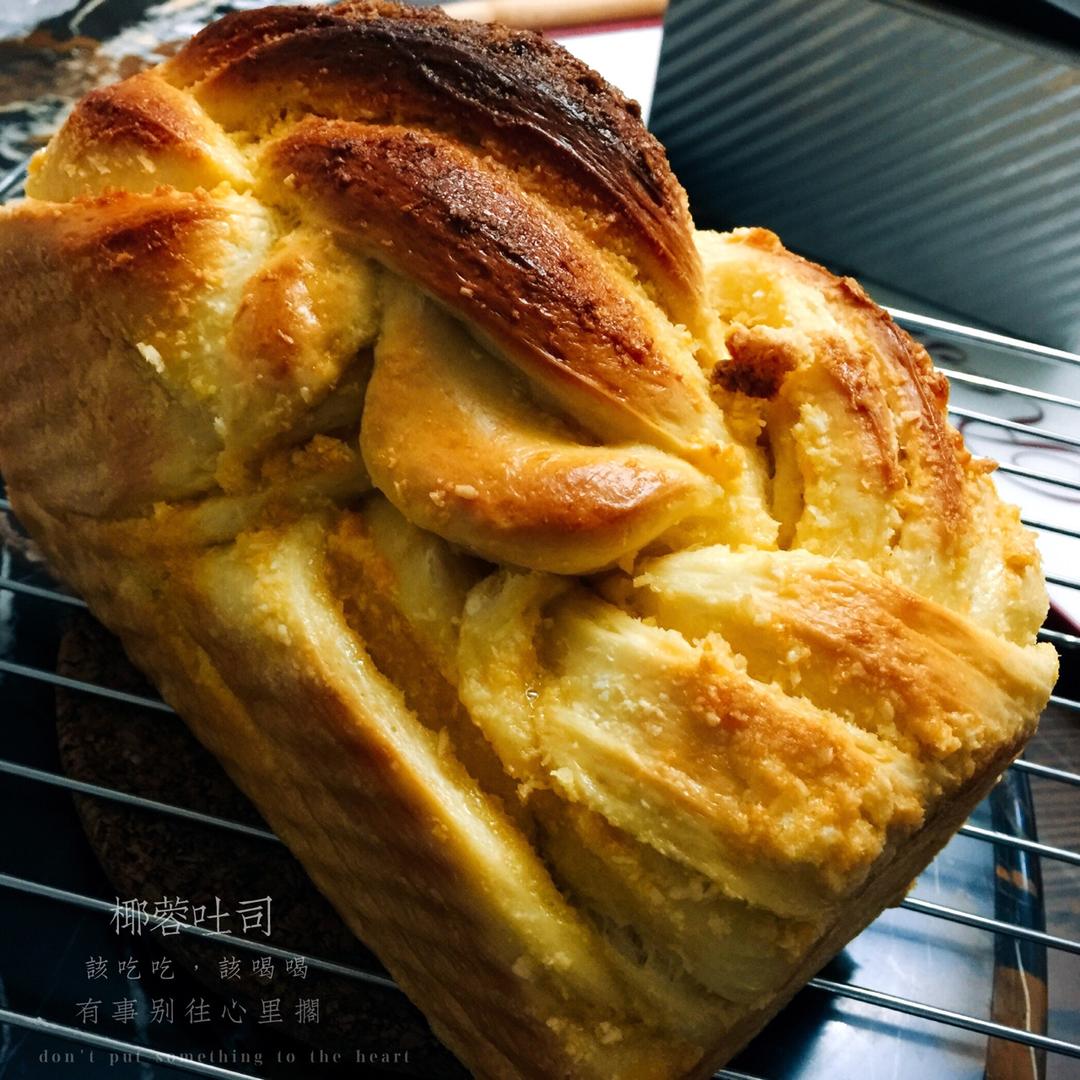 椰蓉吐司面包 Coconut Loaf