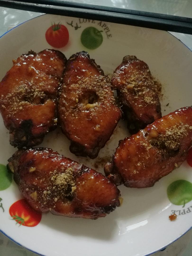 蒜香蜜汁烤鸡翅