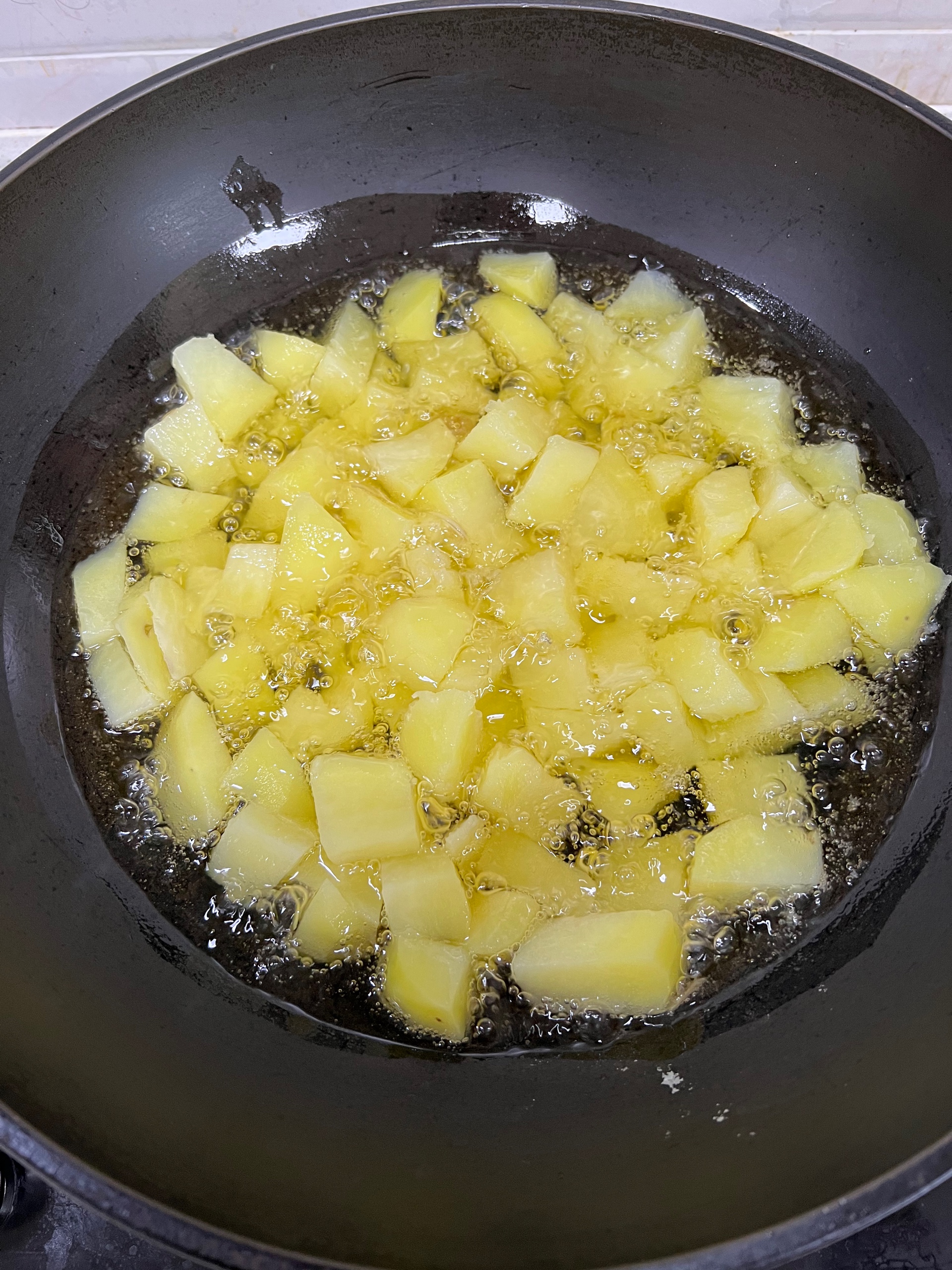 地道川味锅吧土豆的做法 步骤2