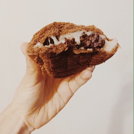 麻薯夹心紫米乳酪可可软欧