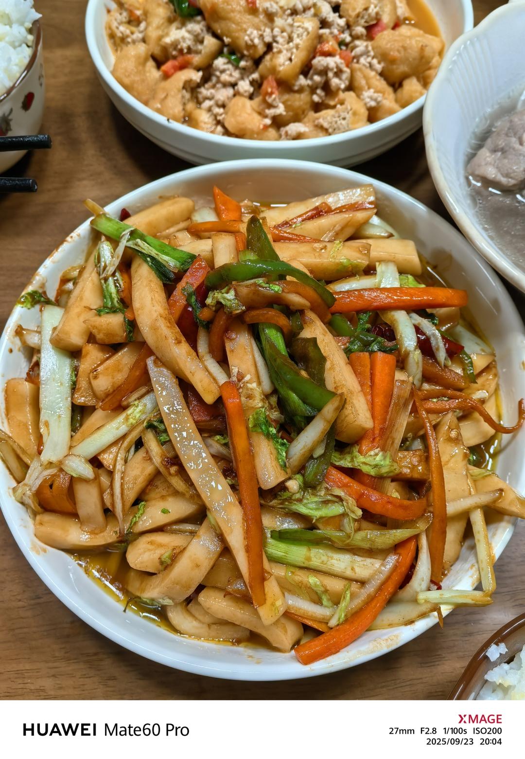 炒饵块粑（应该也是炒年糕，哈哈哈哈）的做法