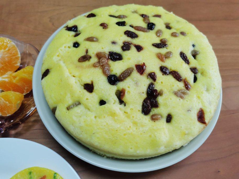 葡萄干玉米面发糕