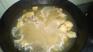 五花肉炖松莪丸子汤的做法 步骤8