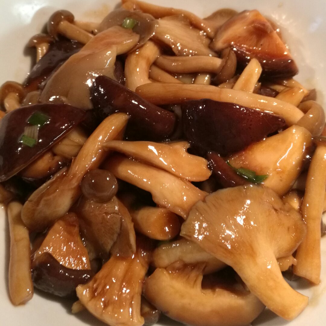 薄荷chris做的蚝油炒双菇