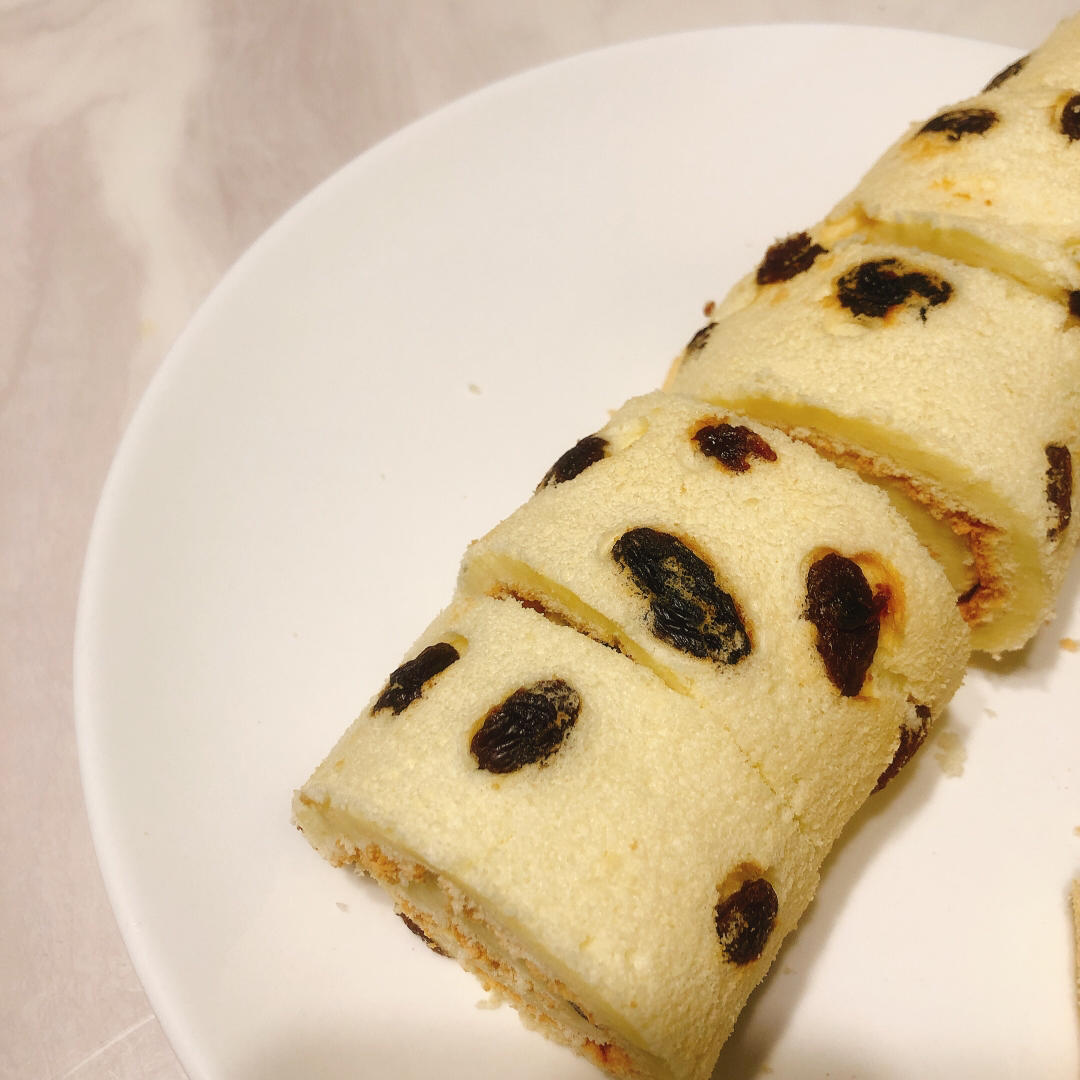 葡萄干蛋糕卷