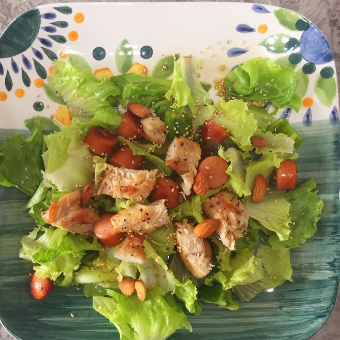 黑椒鸡胸肉沙拉