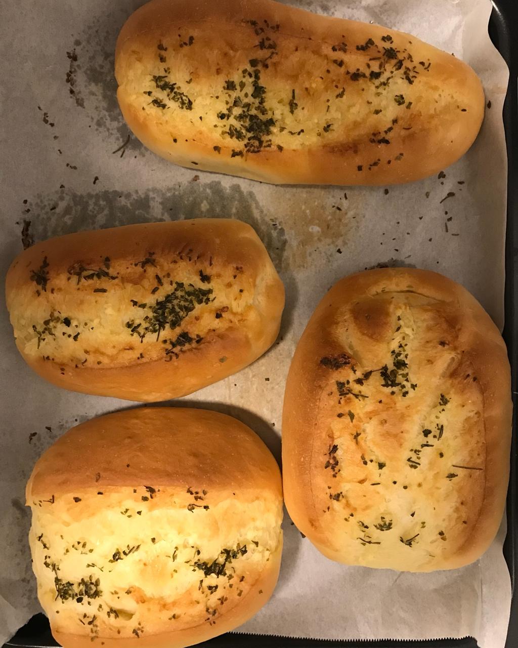 蒜香面包
