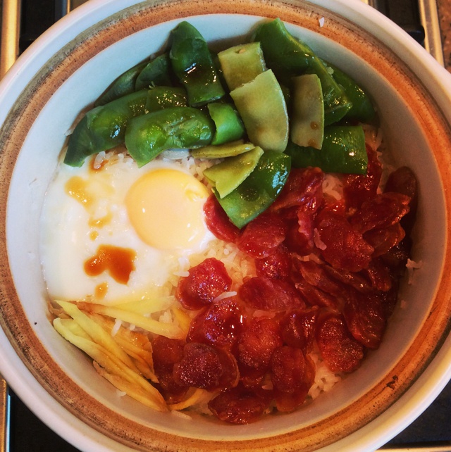 香肠煲仔饭