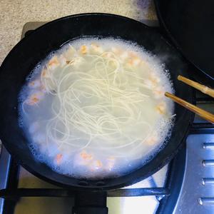 宝宝辅食-白菜虾面的做法 步骤6