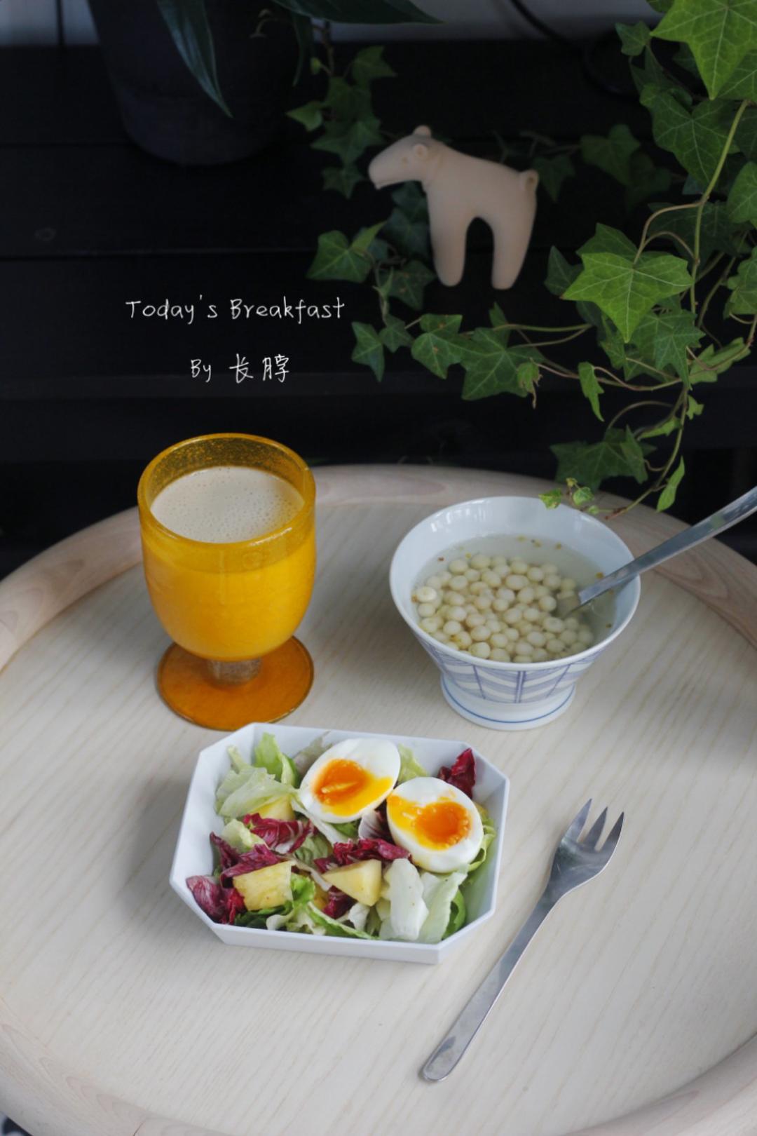 长脖，起床吃早饭