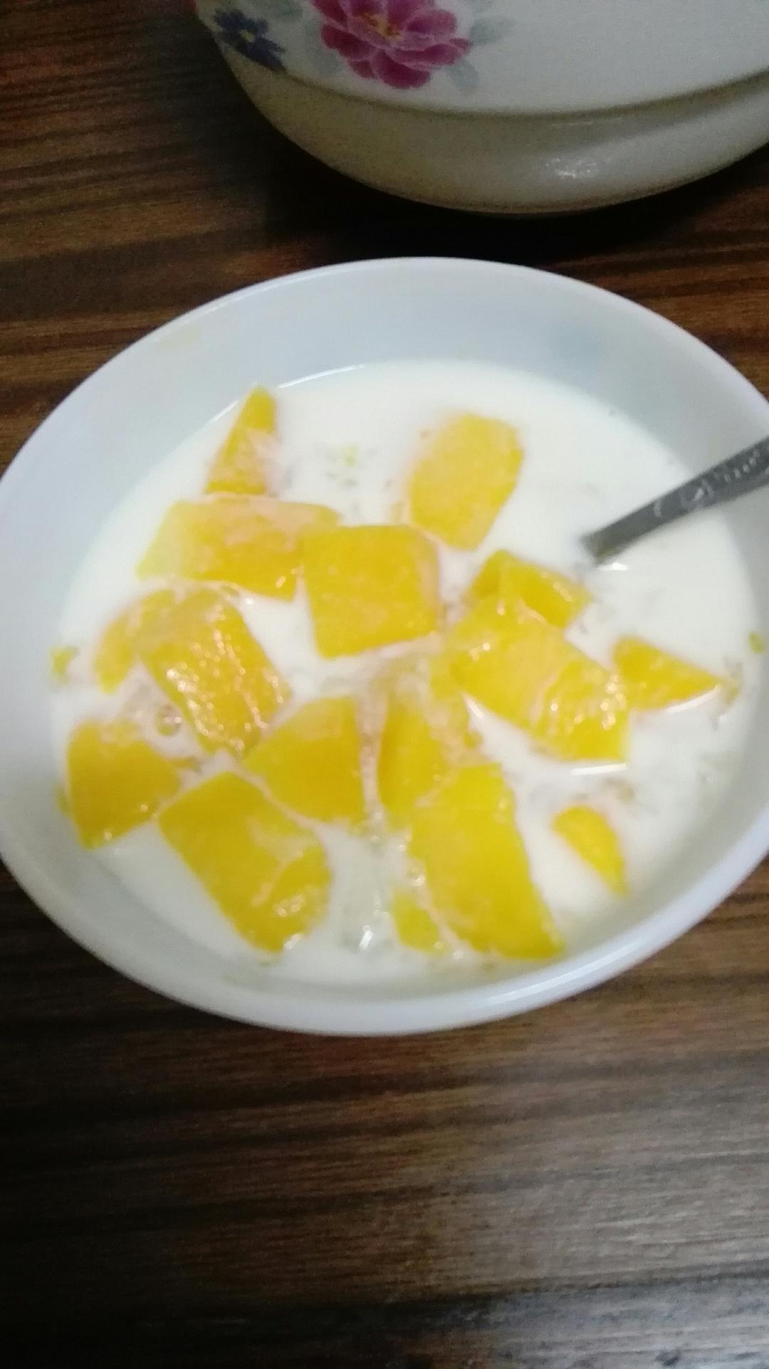 芒果牛奶燕窝的做法