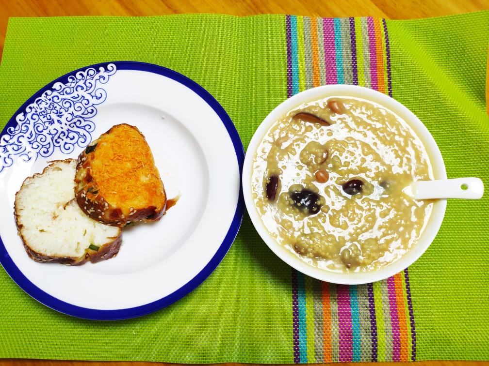 花生红枣小米粥的做法