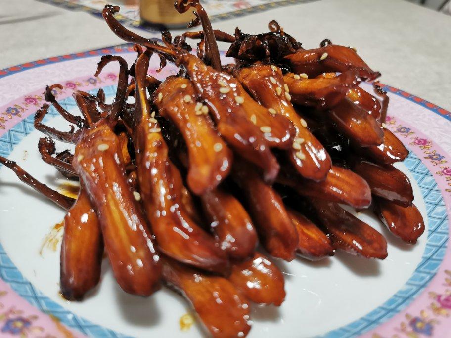 酱鸭舌