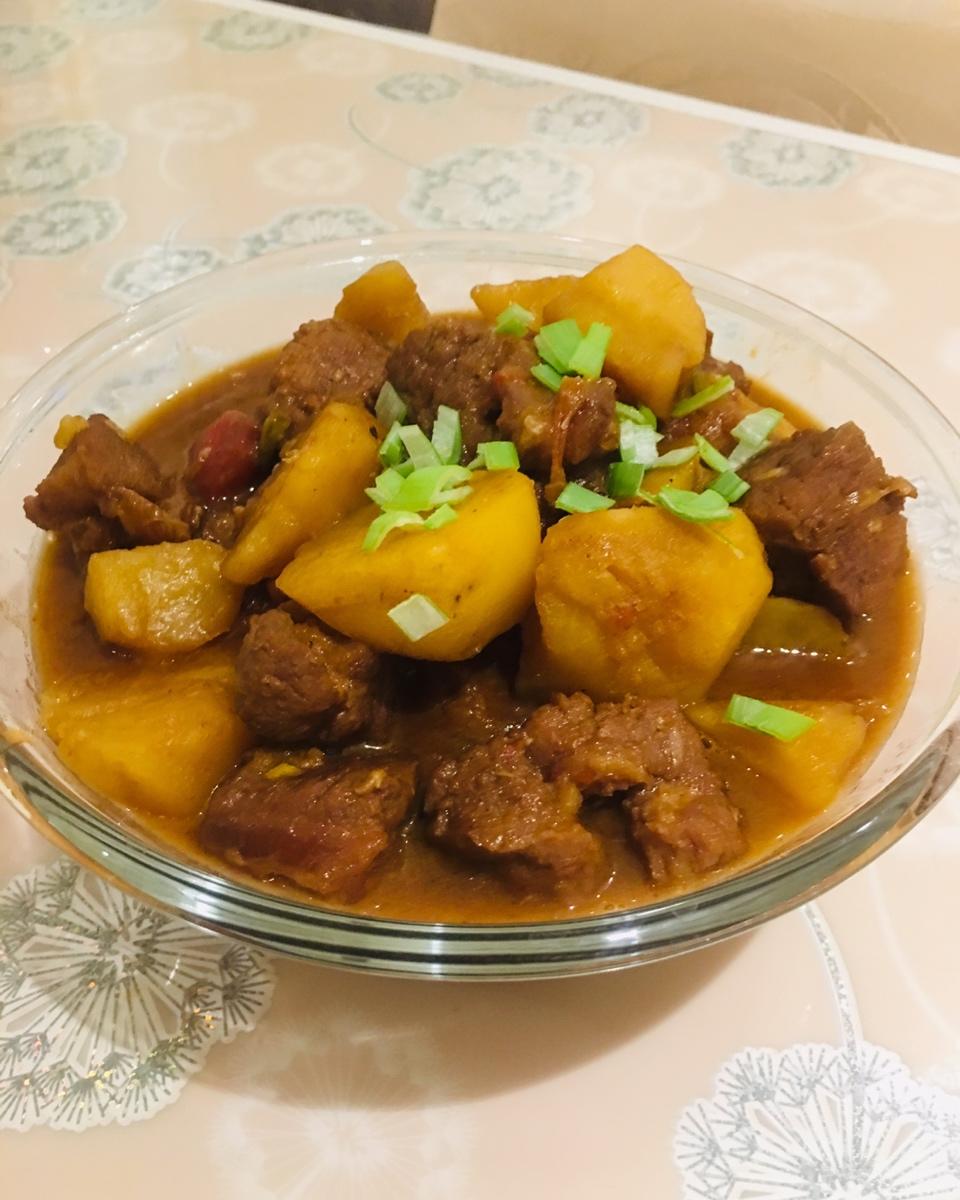 红烧牛肉土豆 （独家秘制）
