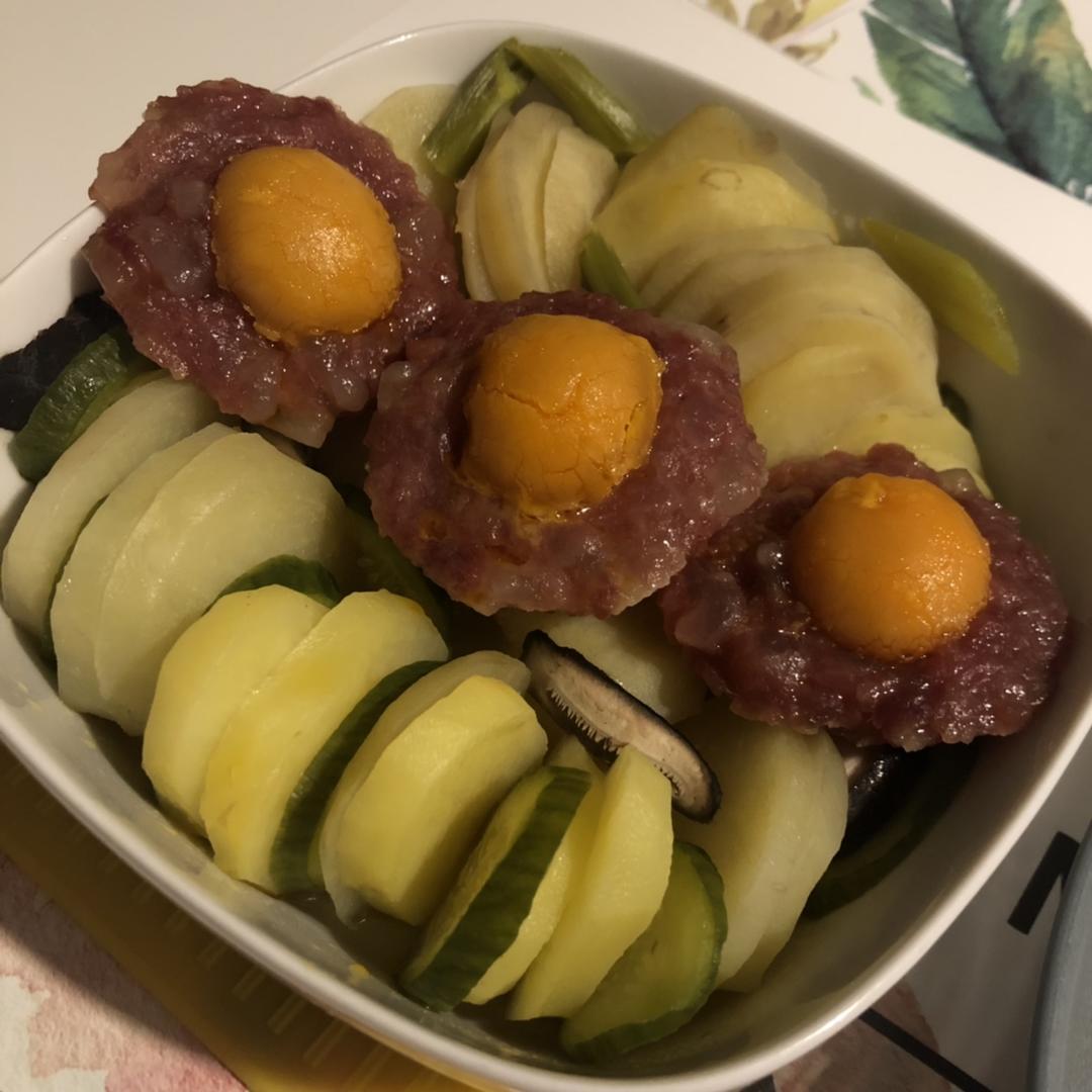 土豆蒸腊肠