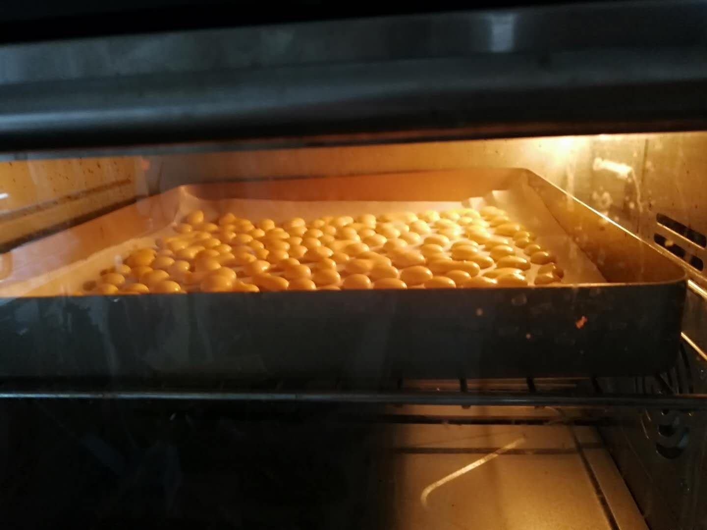 蛋黄小溶豆