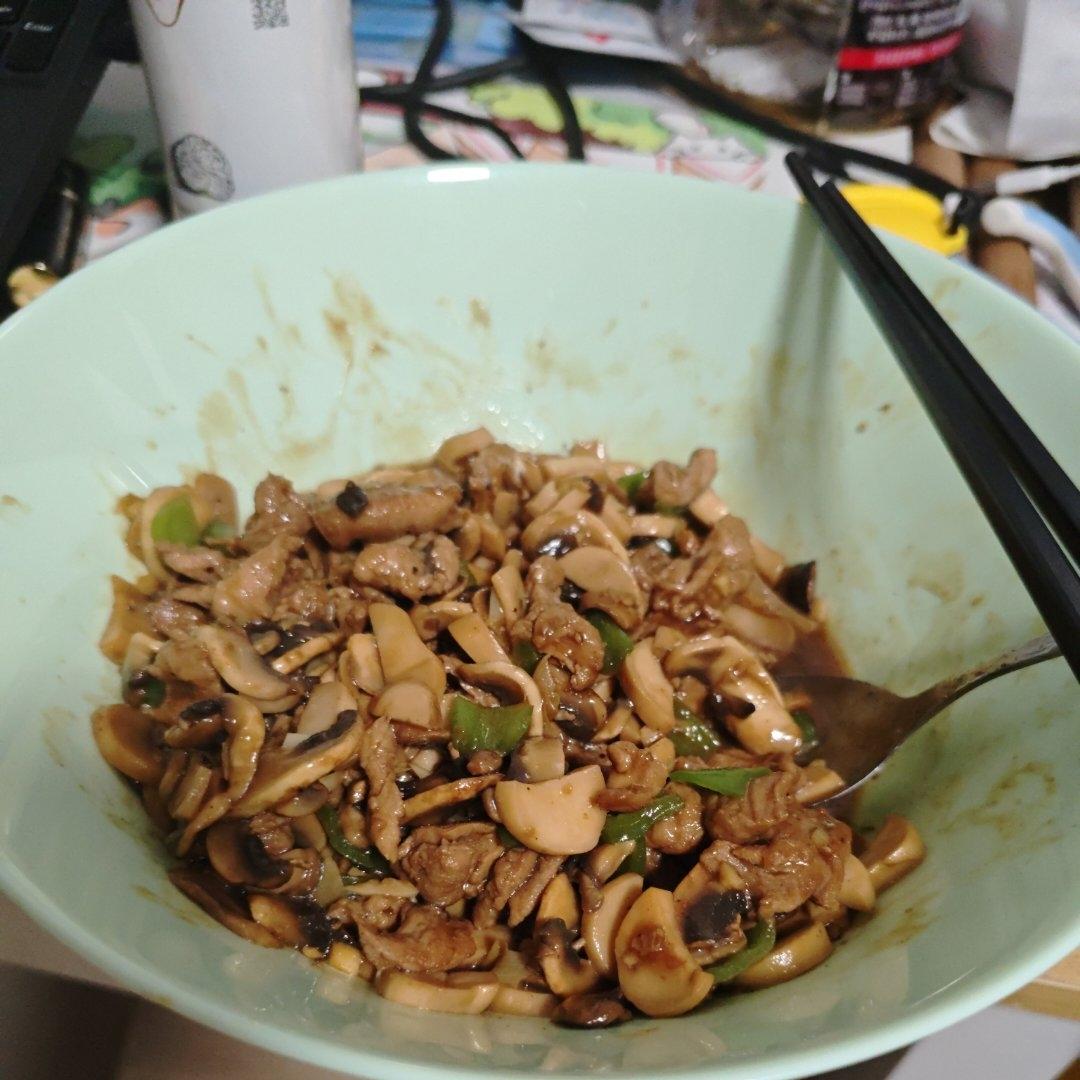 鲜炒蘑菇（口蘑、香菇、杏鲍菇）