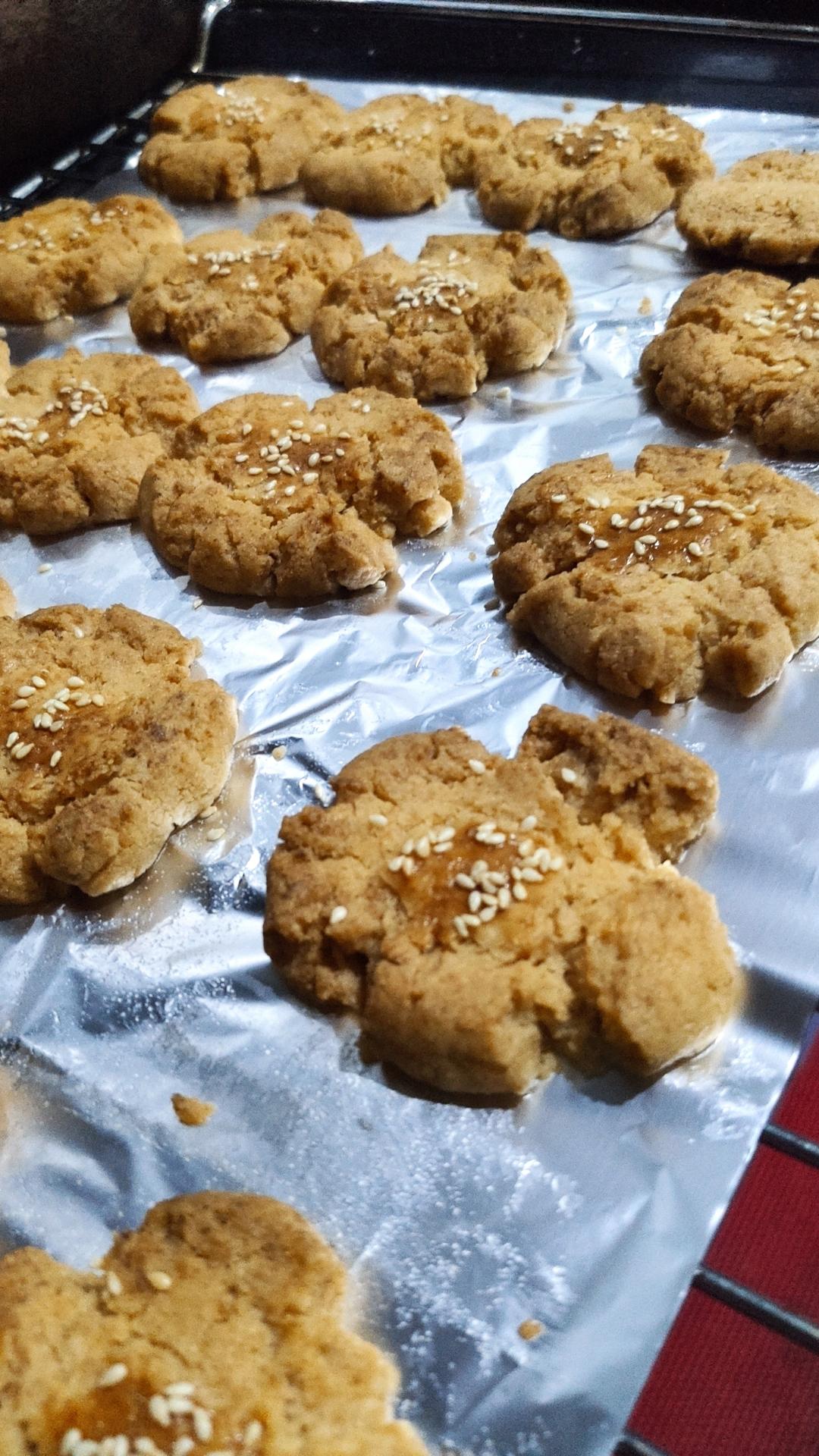 轻轻一按就碎掉的原味桃酥（不输猪油版）