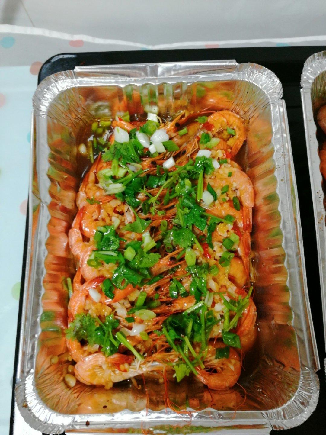 蒜蓉金针菇烤虾（烤箱）