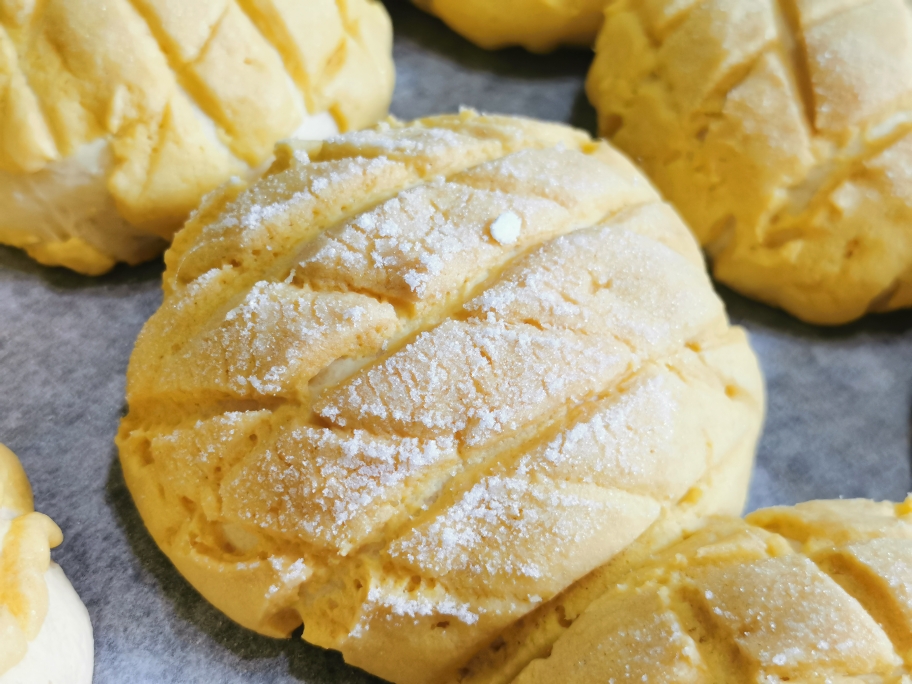菠萝酥皮面包的做法