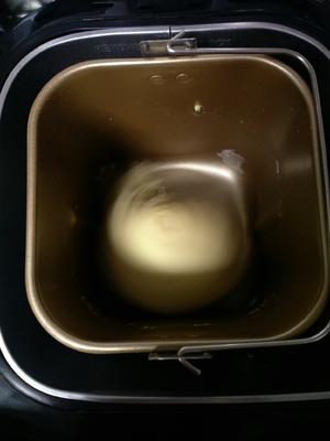 q心蛋黄豆沙面包的做法 步骤1