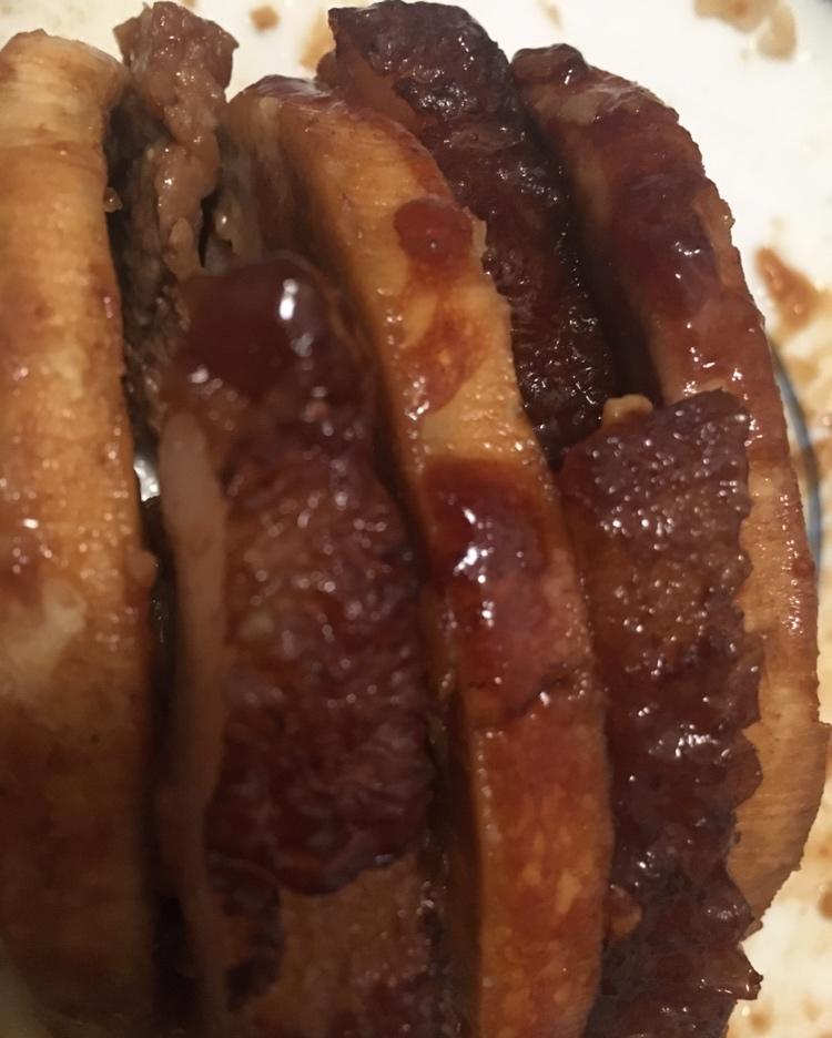 广西十大名菜之荔浦芋头扣肉