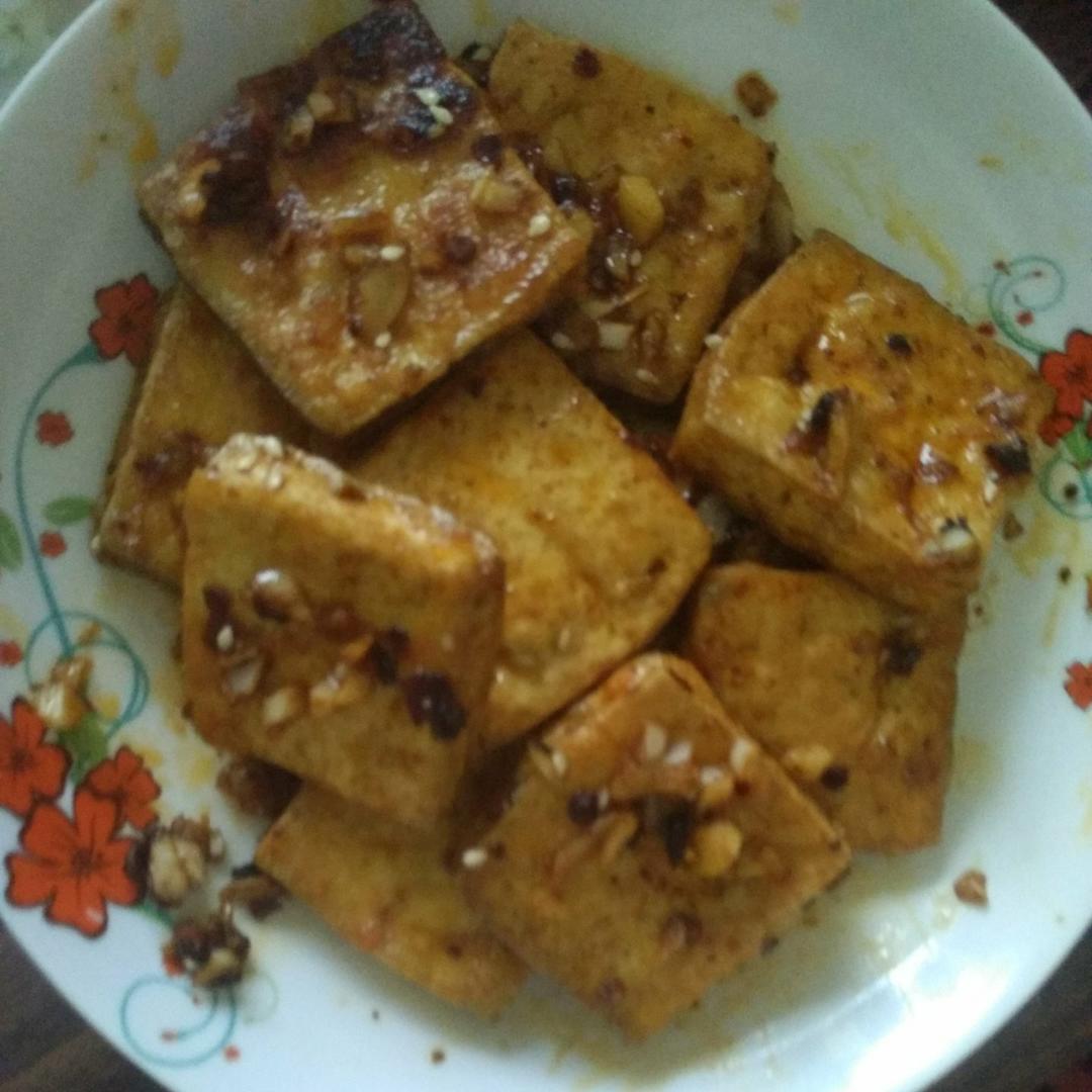 假装路边摊臭豆腐
