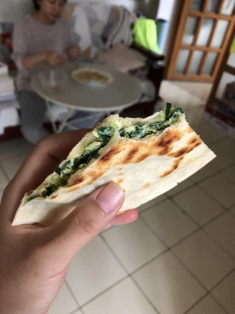 方便好吃到尖叫的大韭菜饼（比其他韭菜盒子都好吃）