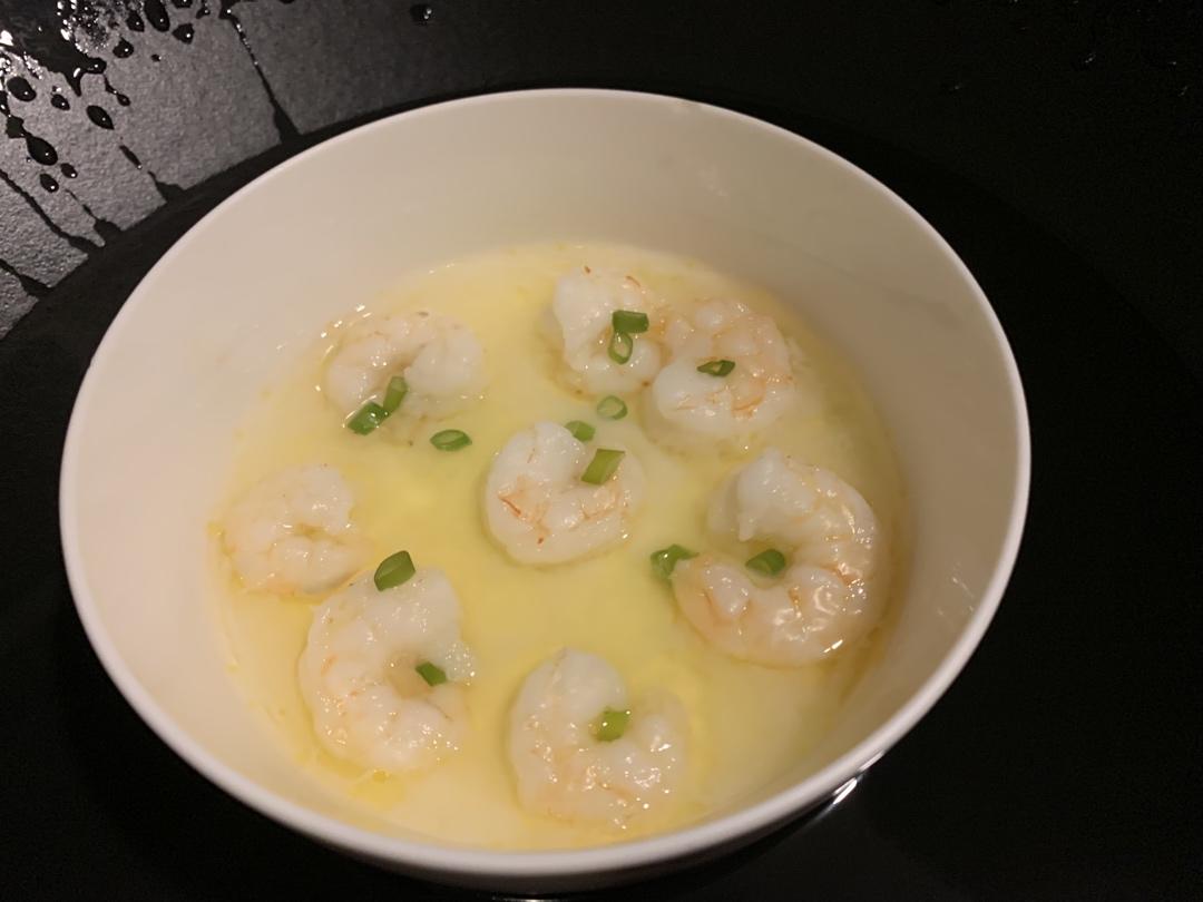 滑嫩的虾仁蛋羹