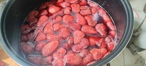 草莓罐头🍓的做法 步骤3