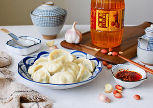韭菜鲜肉饺子-胡姬花古法小榨花生油的做法 步骤9