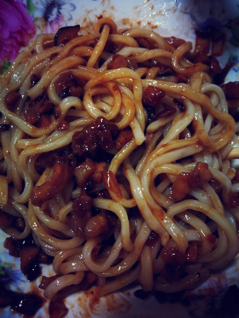 老丁的私房菜-老北京炸酱面