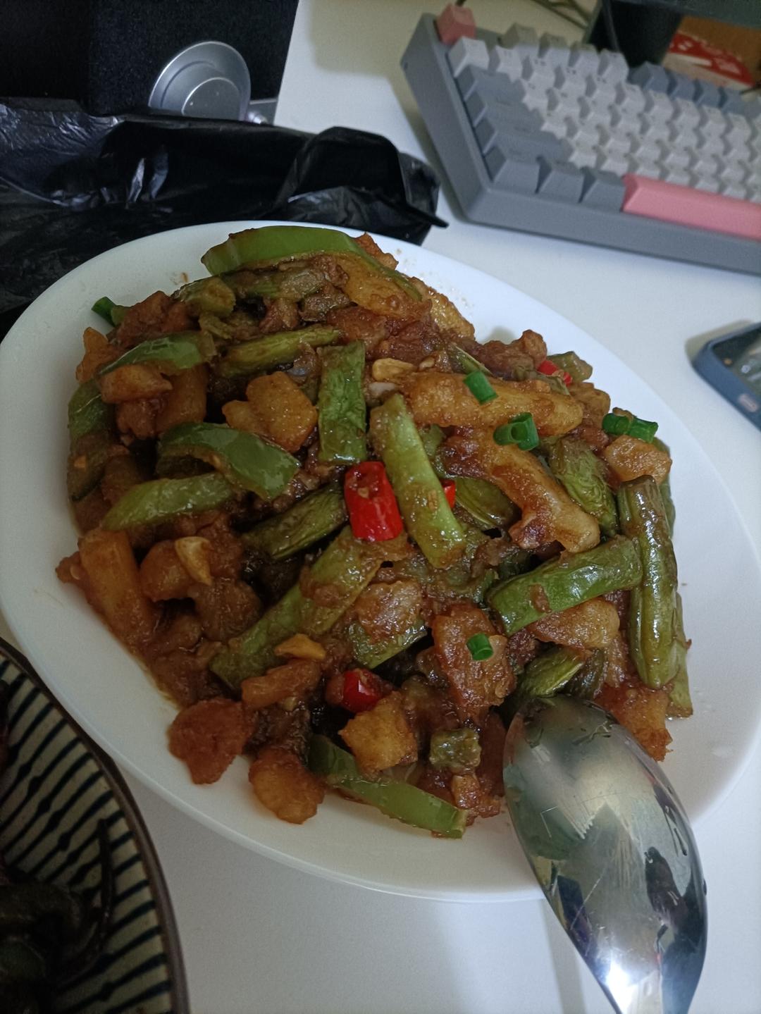 土豆炖豆角