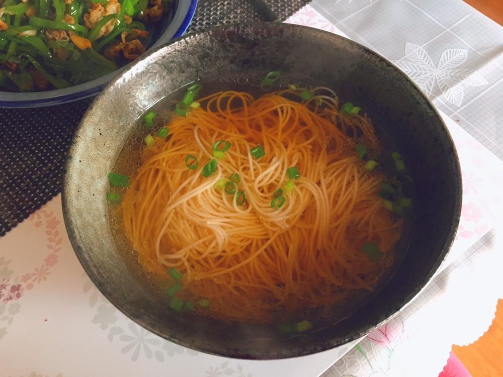 家常 阳春面