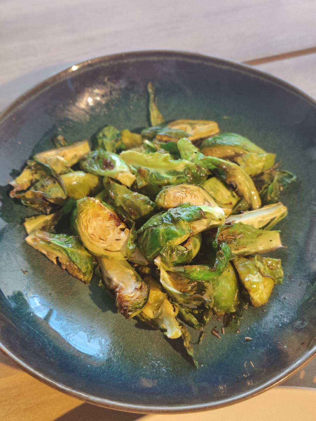 蒜烤球芽甘蓝／Roasted Brussels Sprouts With Garlic