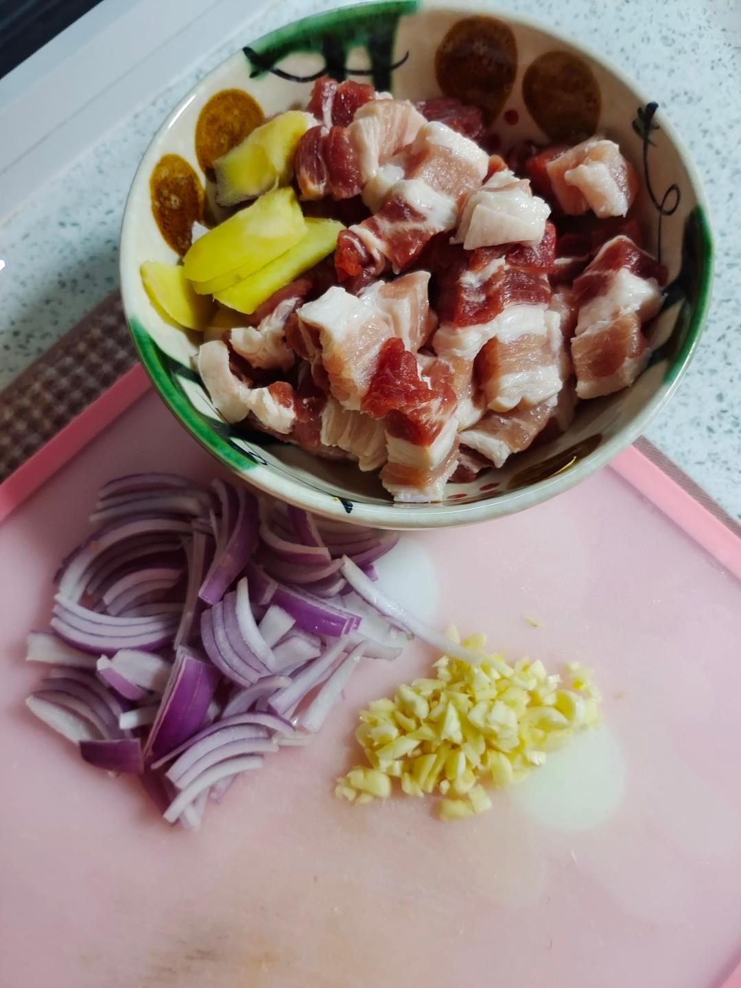 卤肉饭【珐琅锅食谱12月】
