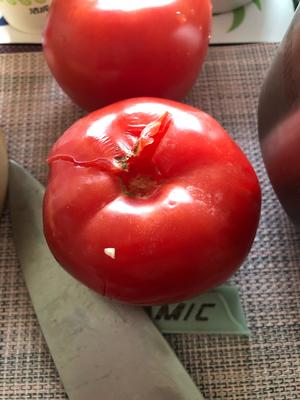 西红柿（番茄）土豆牛奶浓汤的做法 步骤1