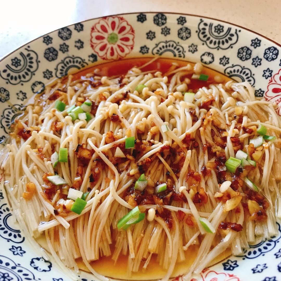 蒜蓉蒸金针菇