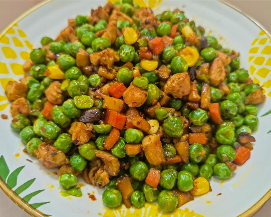 鸡胸肉炒什锦菜的做法