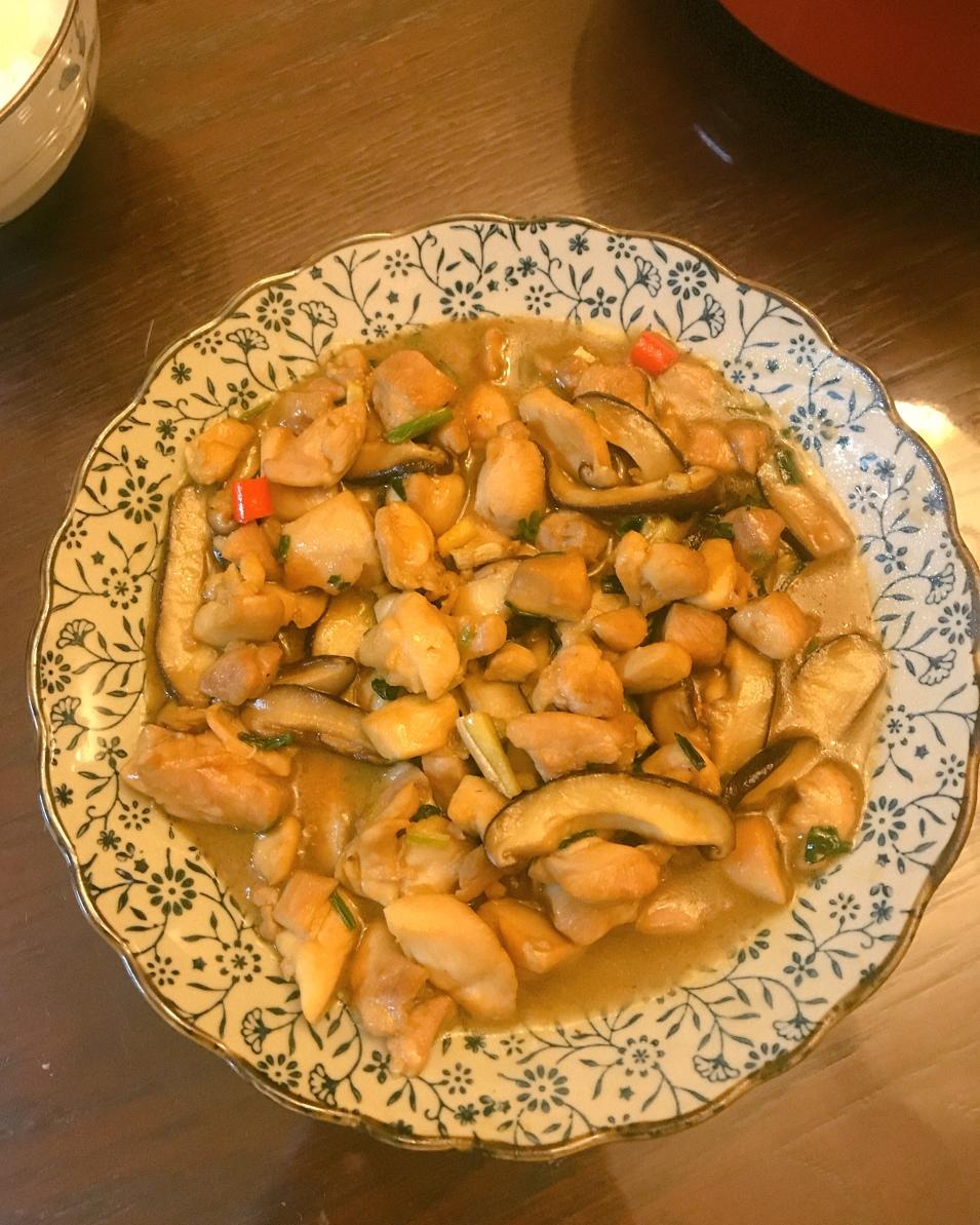 香菇滑鸡