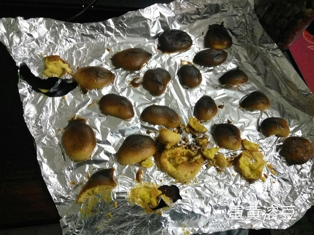 入口即化的无添加蛋黄溶豆