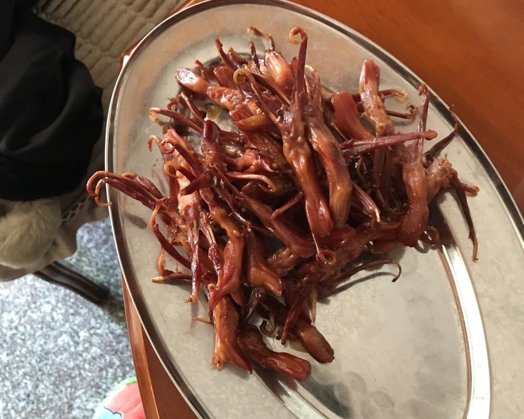 卤鸭舌