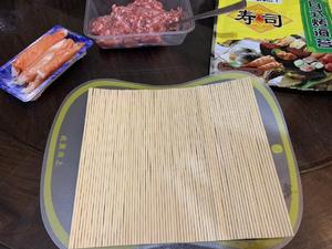 紫菜蟹柳肉卷的做法 步骤1