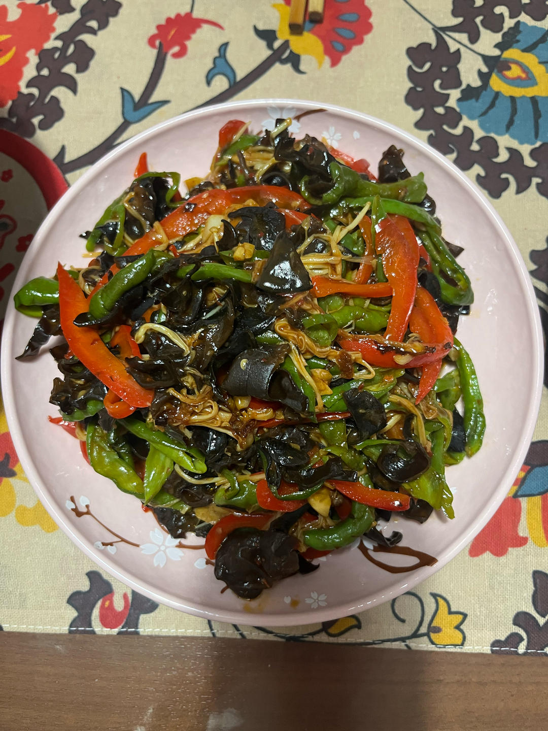 鱼香金针菇
