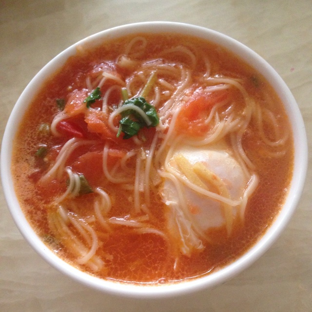 炫甜做的番茄鸡蛋面