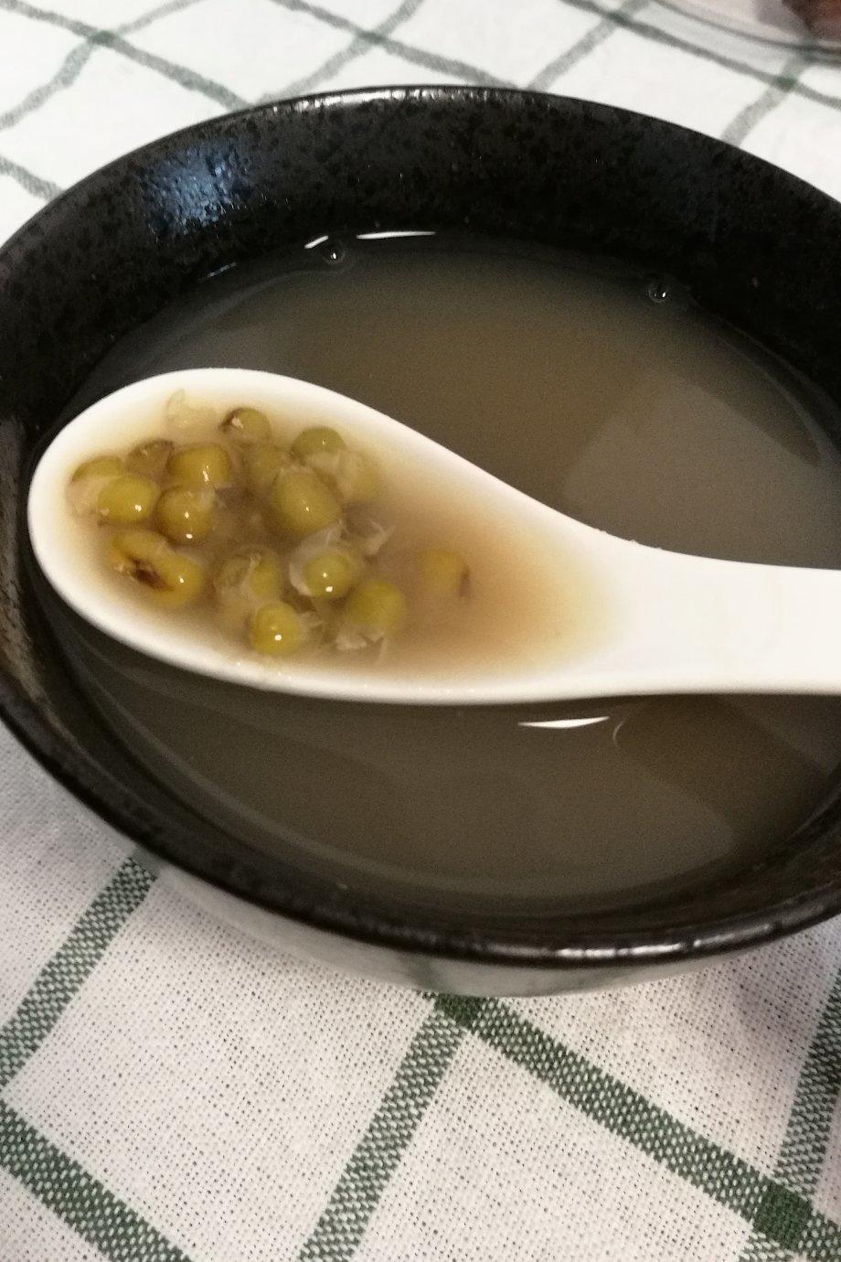 叶柠海做的绿豆汤电饭煲版